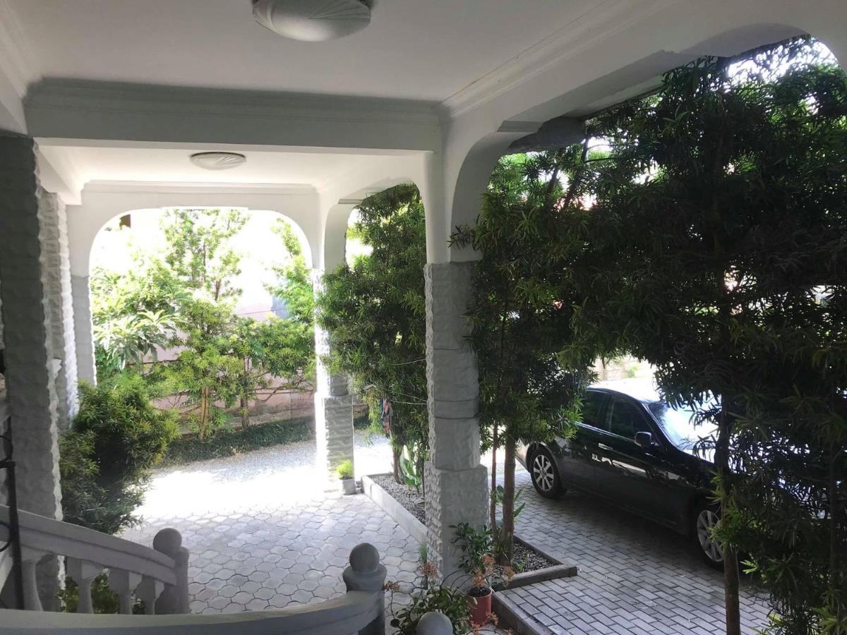 Twins Guest House By Black Sea Kobuleti Exterior foto