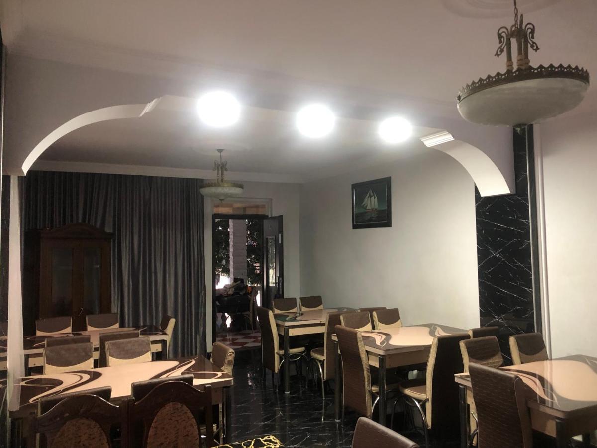Twins Guest House By Black Sea Kobuleti Exterior foto