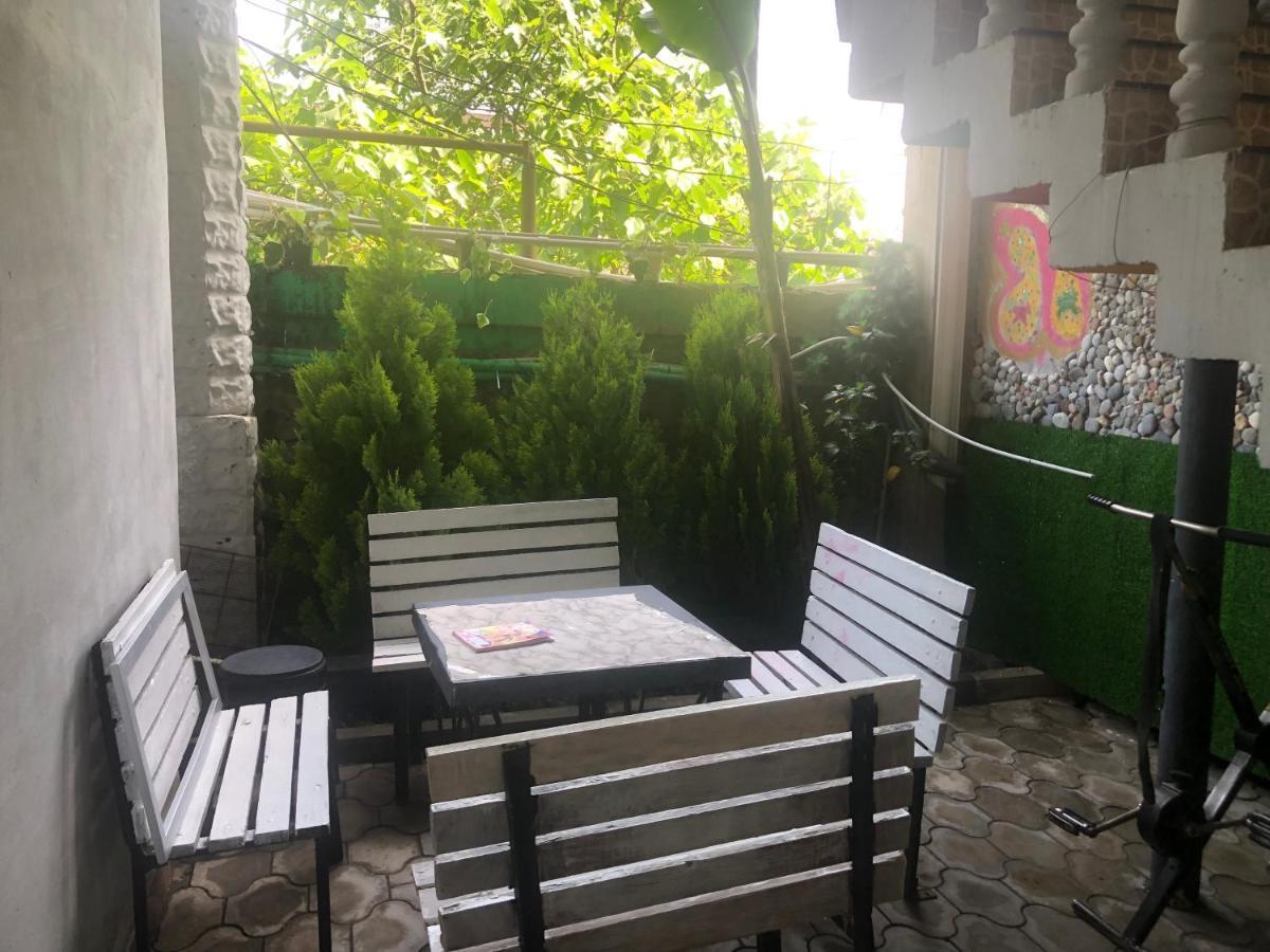 Twins Guest House By Black Sea Kobuleti Exterior foto